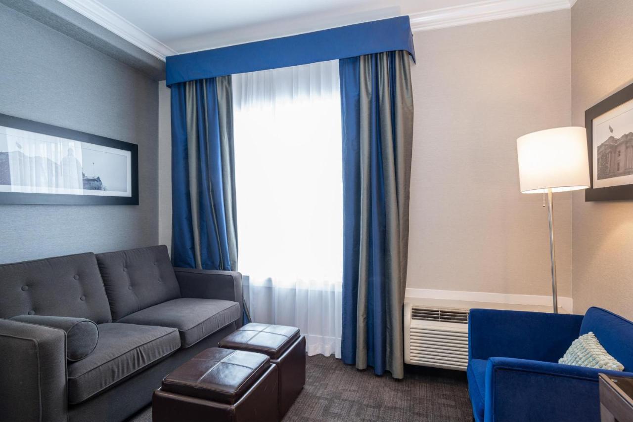 Sandman Signature Edmonton South Hotel Extérieur photo
