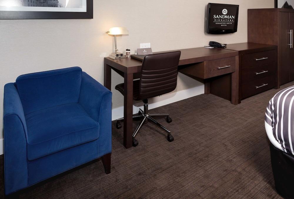 Sandman Signature Edmonton South Hotel Extérieur photo