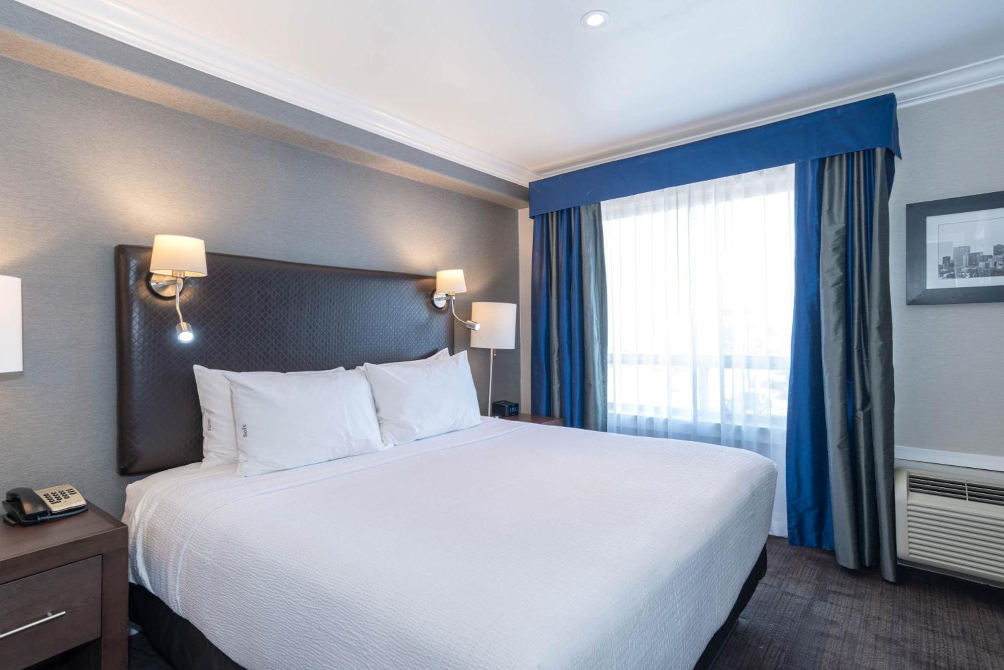 Sandman Signature Edmonton South Hotel Extérieur photo