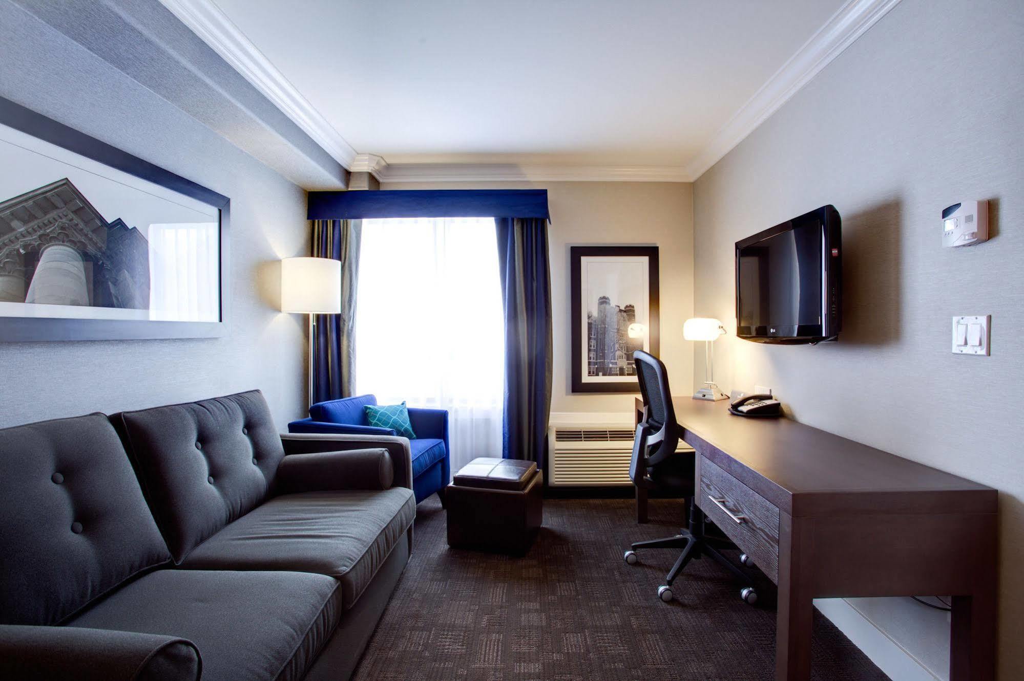 Sandman Signature Edmonton South Hotel Extérieur photo